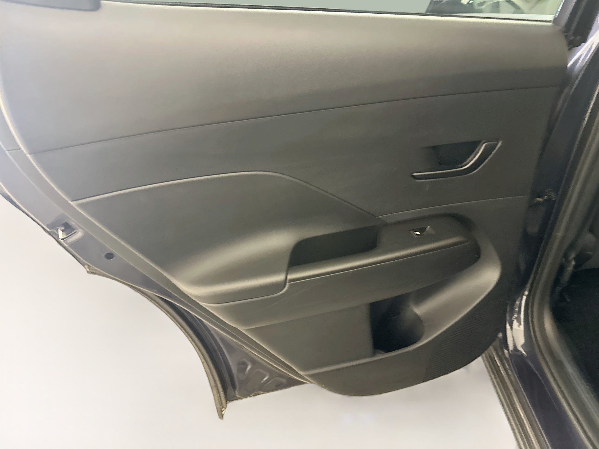 Used 2025 Hyundai Kona SEL AWD/4WD image 26