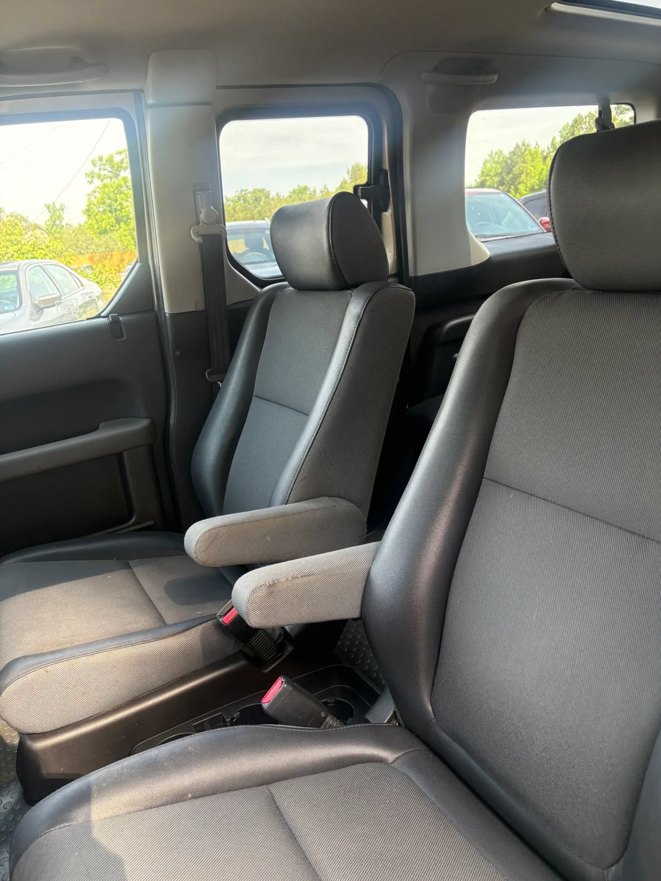 Used 2004 Honda Element EX image 13