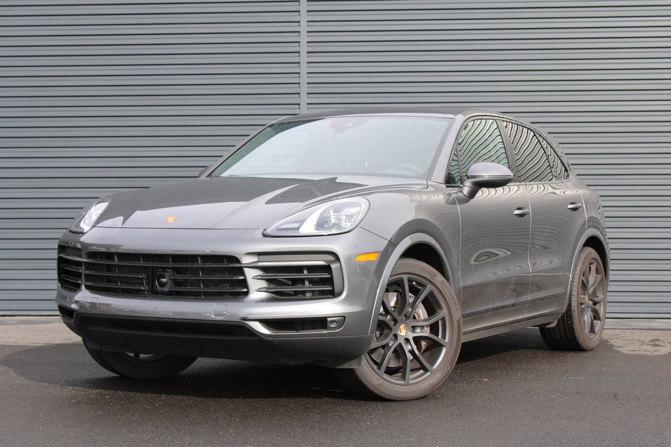 Certified 2022 Porsche Cayenne image 1