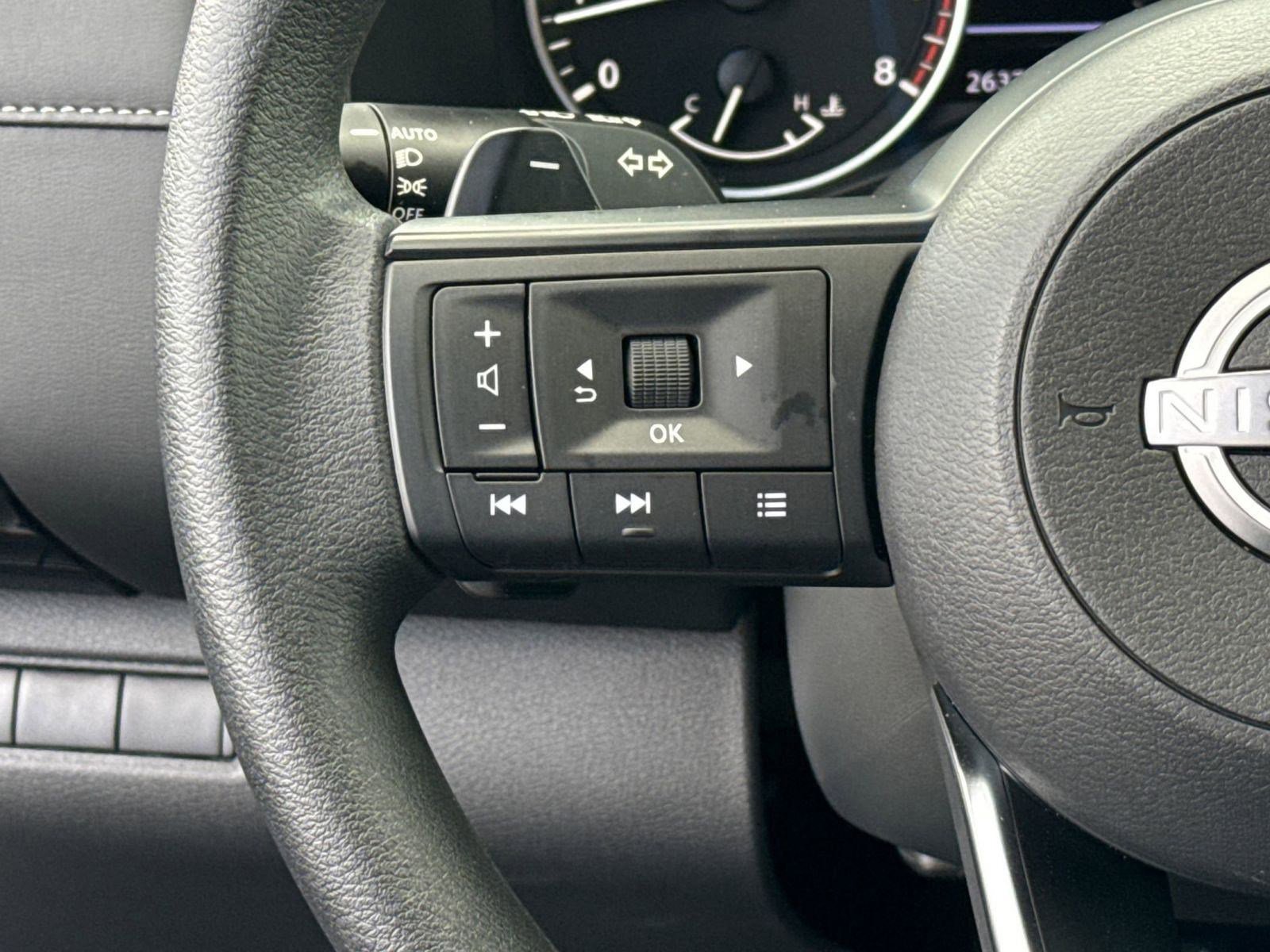 Certified 2025 Nissan Pathfinder S image 15