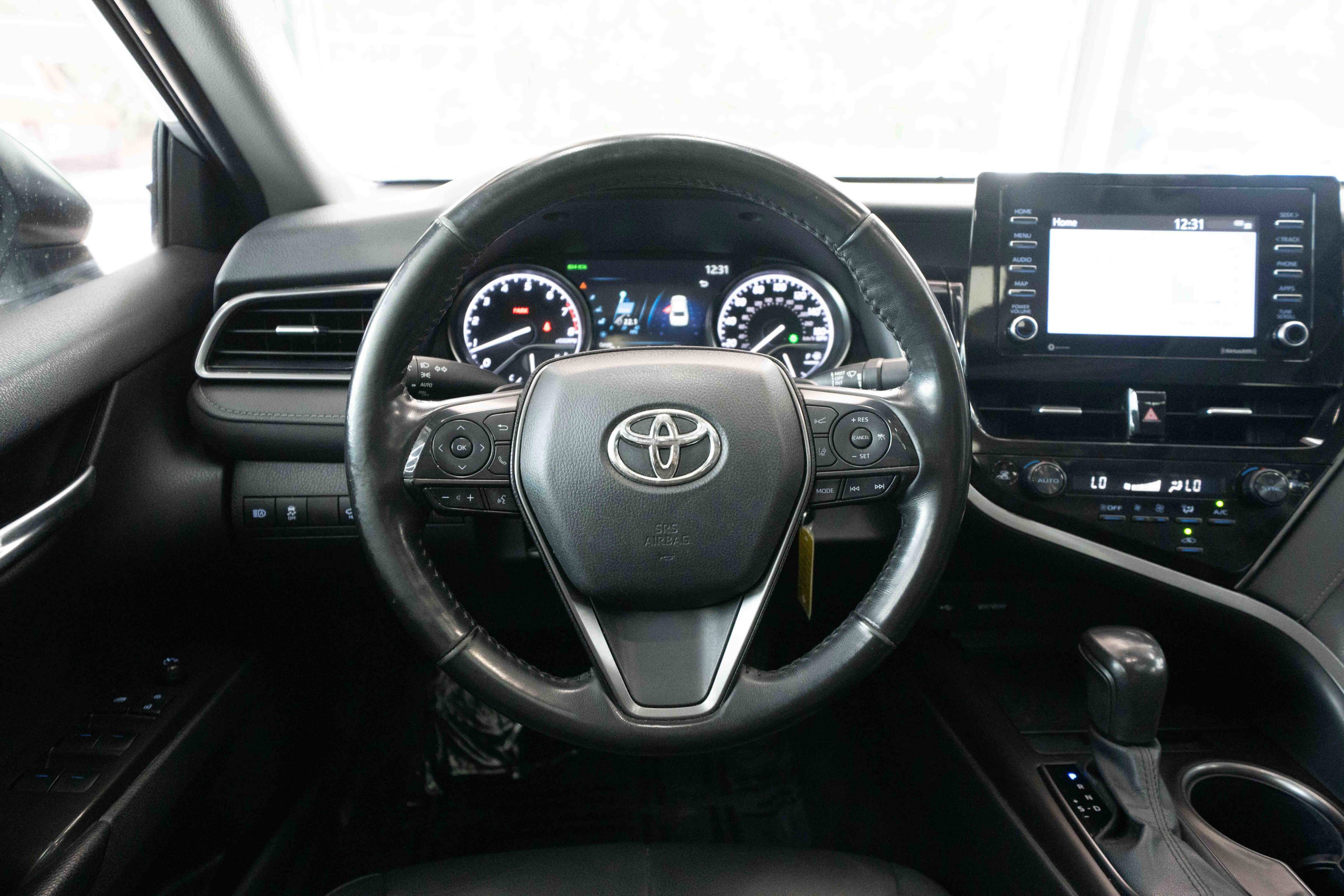 Used 2024 Toyota Camry SE w/ Cold Weather Package AWD/4WD image 21