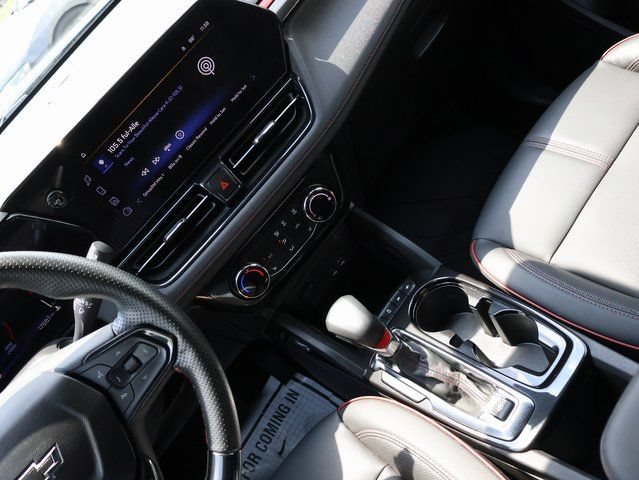 Used 2024 Chevrolet TrailBlazer RS w/ Driver Confidence Package FWD image 25