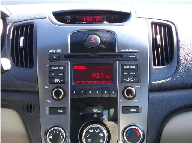 Used 2013 Kia Forte EX image 6