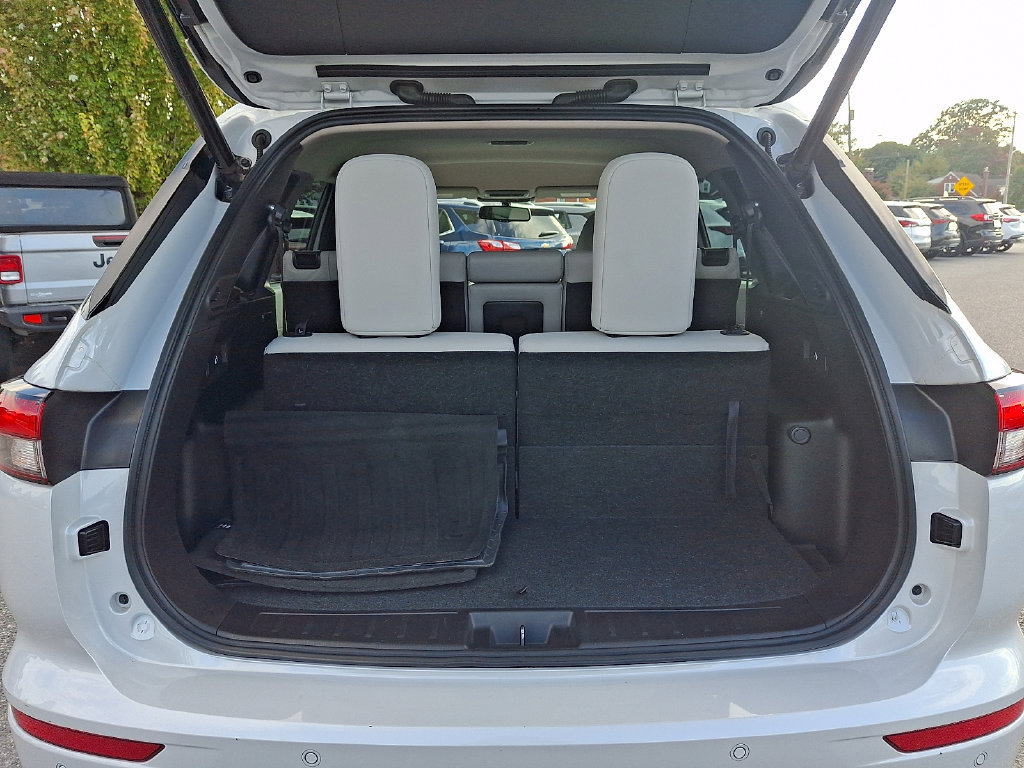 Used 2022 Mitsubishi Outlander SEL FWD image 34