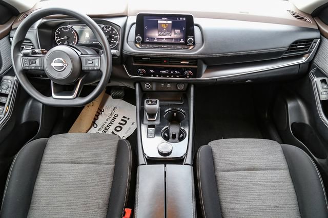 Used 2023 Nissan Rogue SV image 13