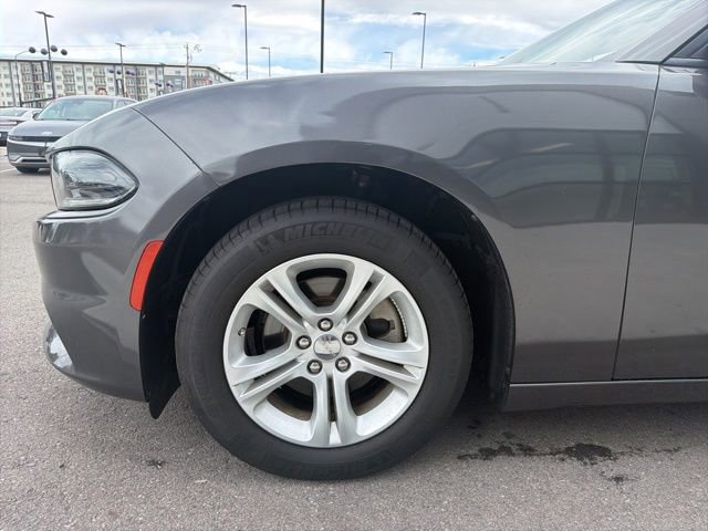 Used 2023 Dodge Charger SXT RWD image 4