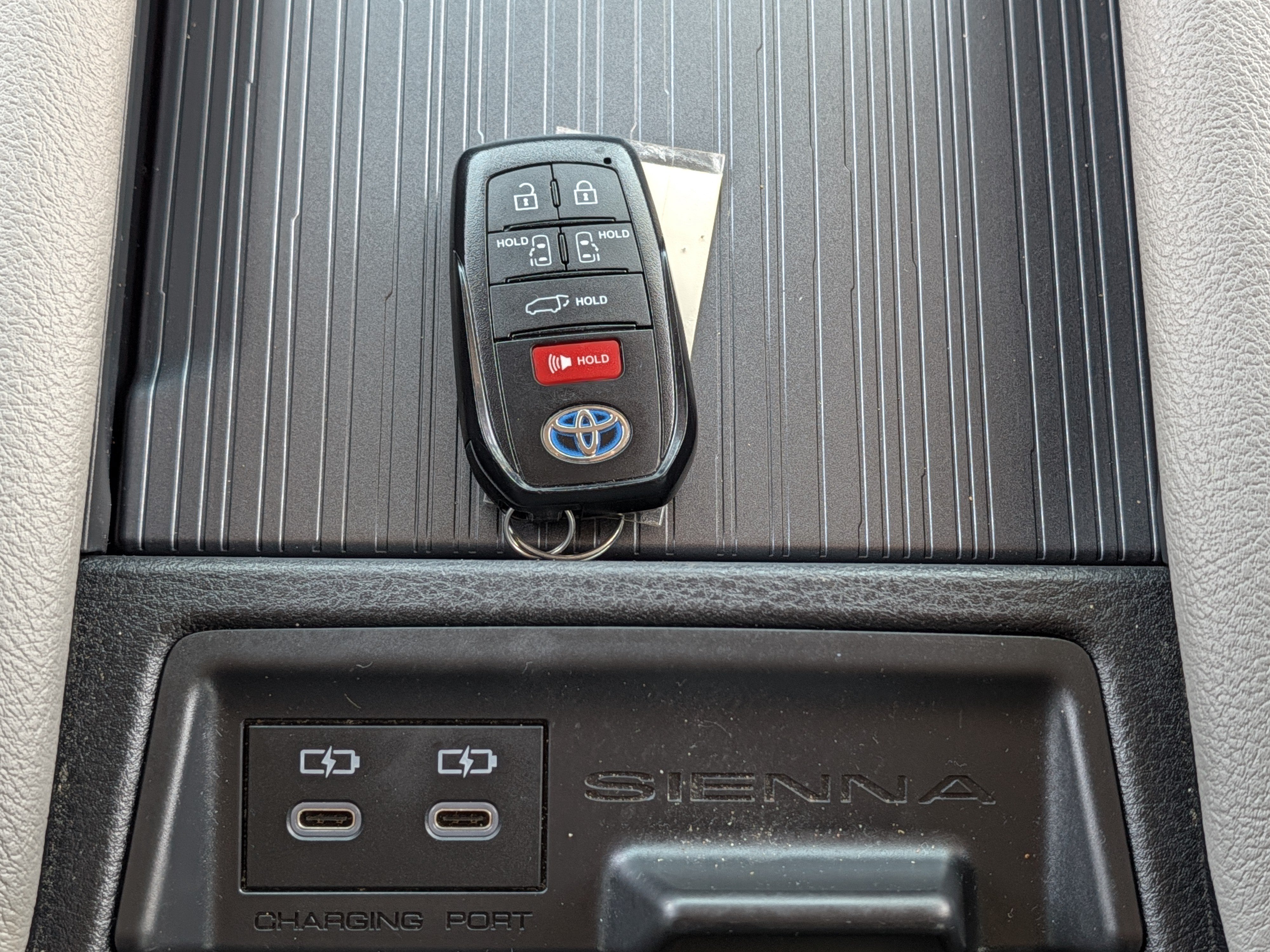 Certified 2025 Toyota Sienna XLE w/ XLE Plus Package AWD/4WD image 39