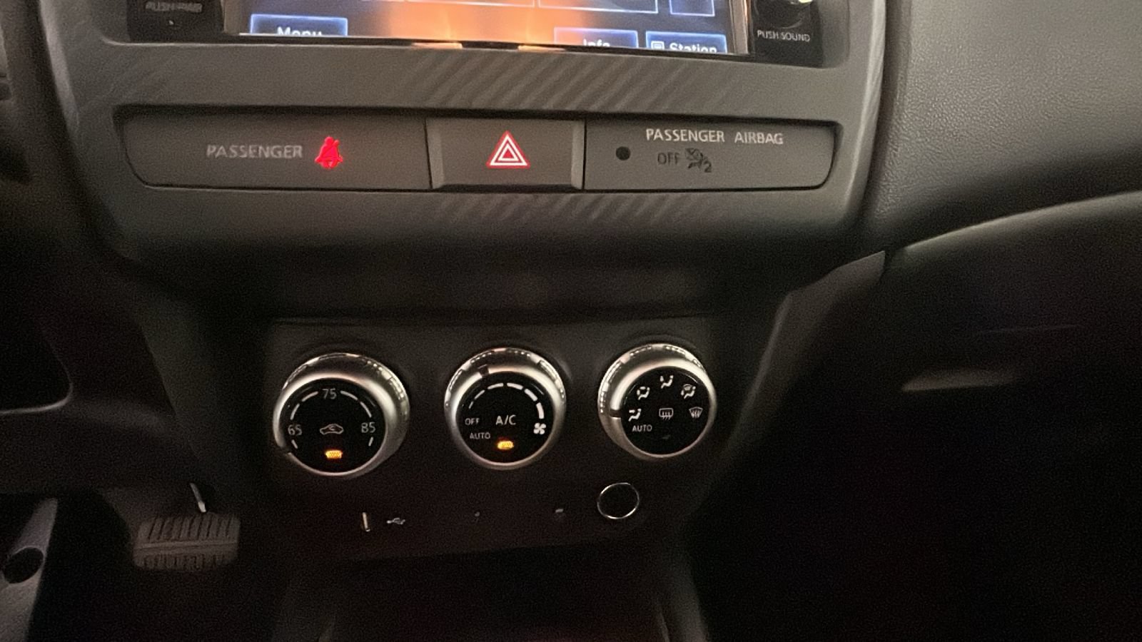 Used 2025 Mitsubishi Outlander Sport AWD image 23