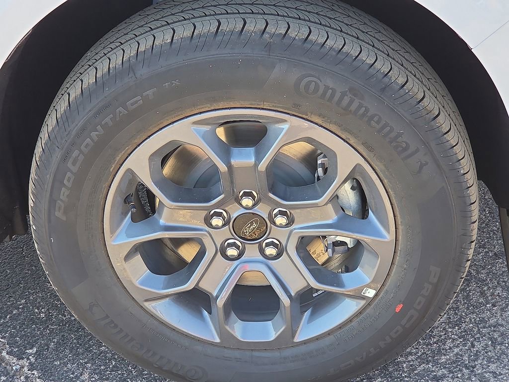 New 2025 Ford Maverick XLT FWD image 11