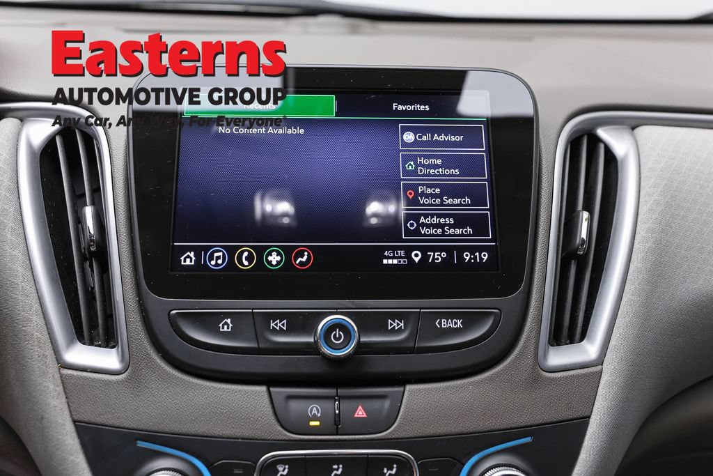 Used 2025 Chevrolet Malibu LT FWD image 21