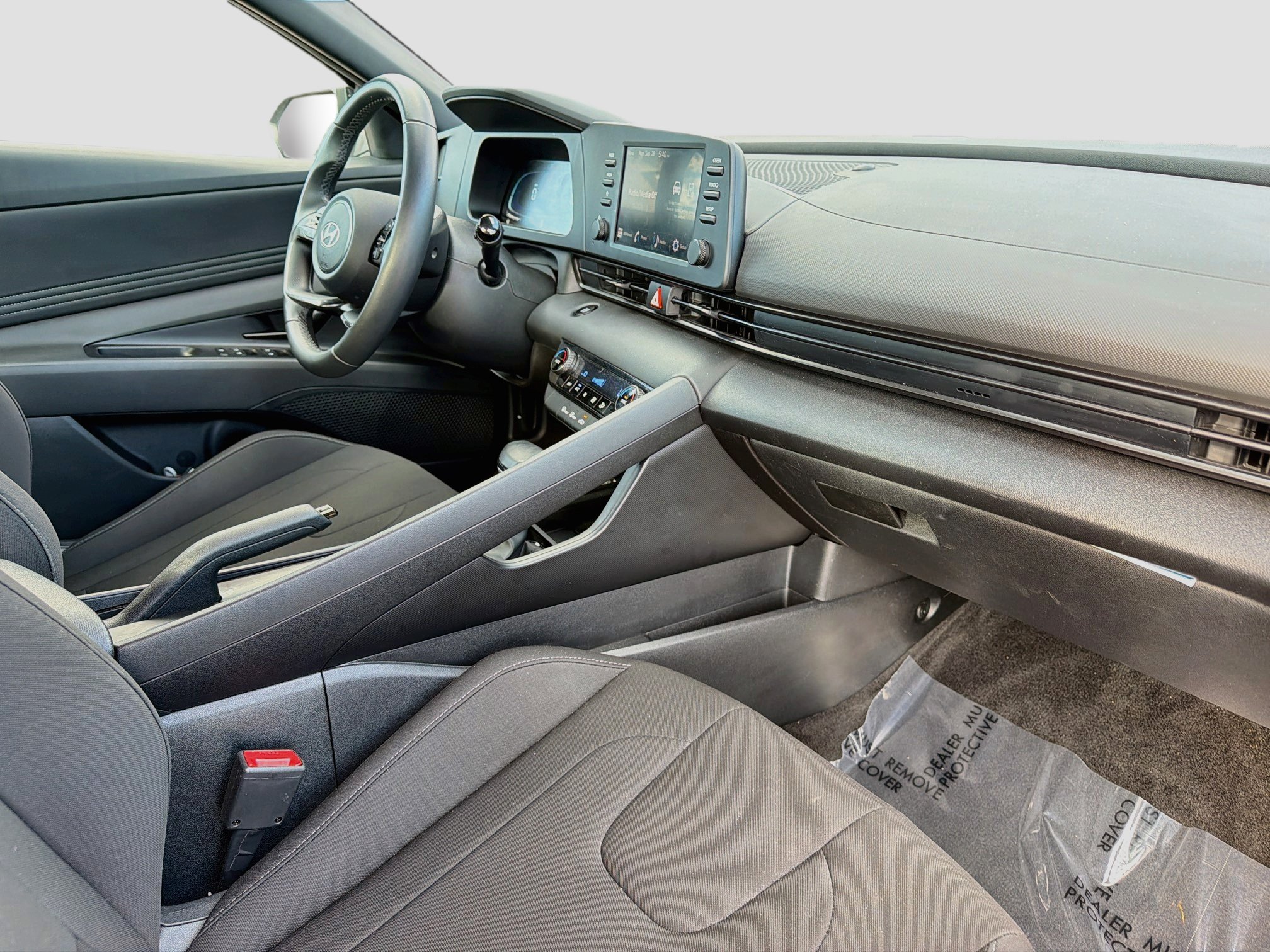 Used 2025 Hyundai Elantra Sport FWD image 13