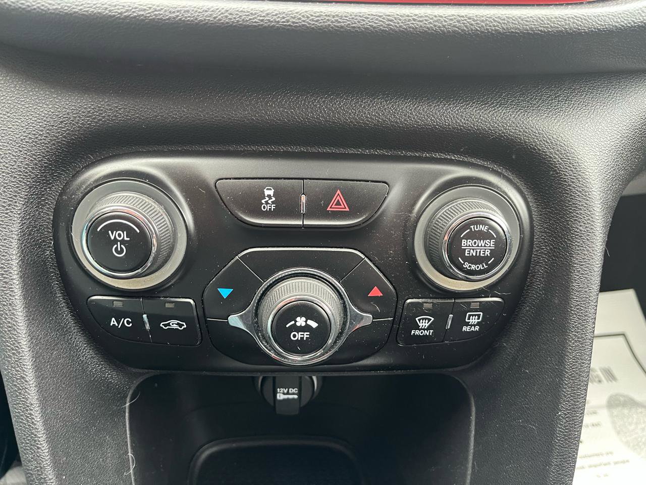 Used 2014 Dodge Dart SXT image 19