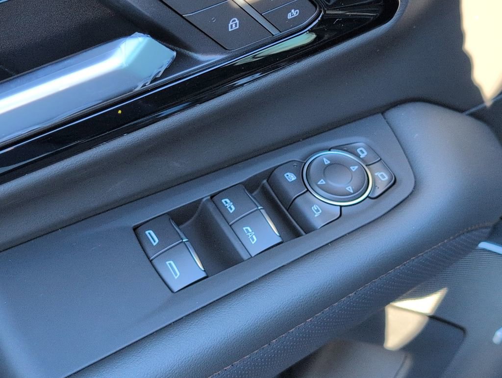 New 2026 Chevrolet Suburban High Country image 17