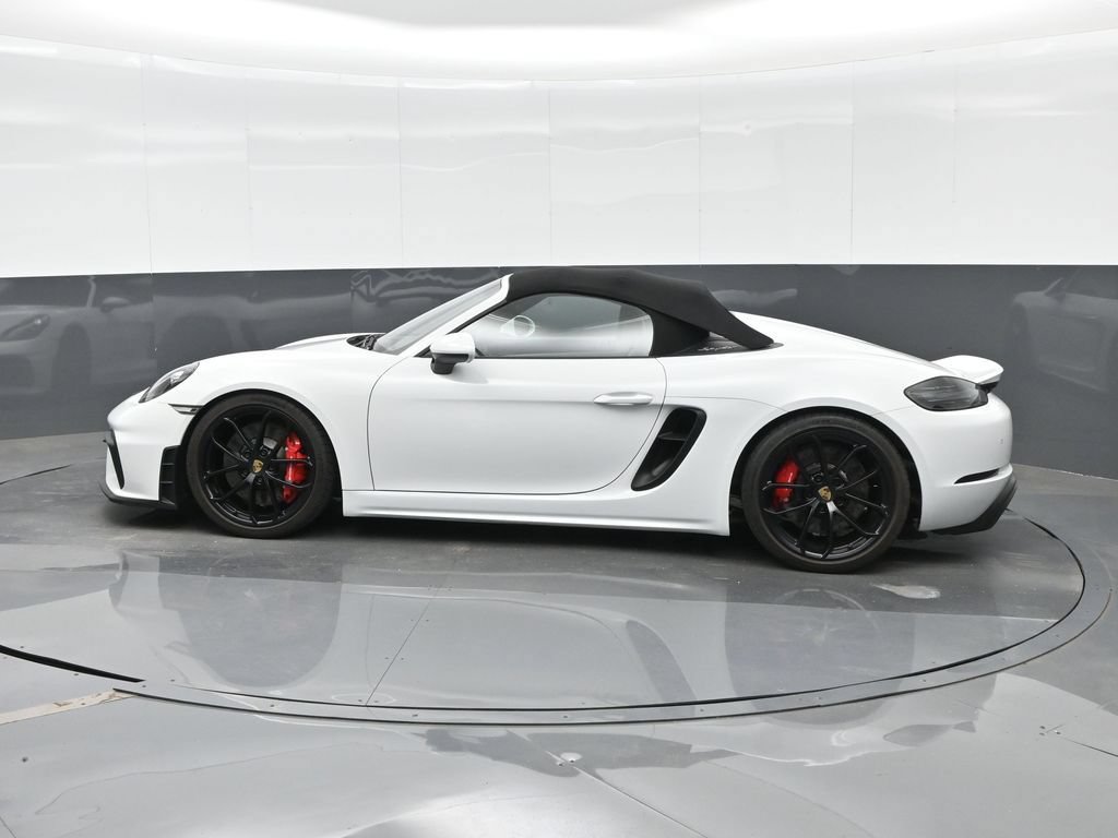 Certified 2022 Porsche 718 Boxster Spyder RWD image 2