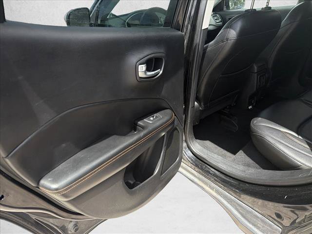 Used 2018 Jeep Compass Limited AWD/4WD image 16