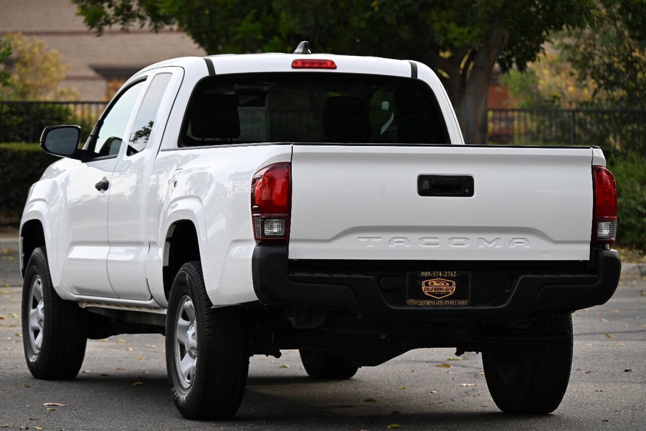 Used 2020 Toyota Tacoma SR RWD image 5