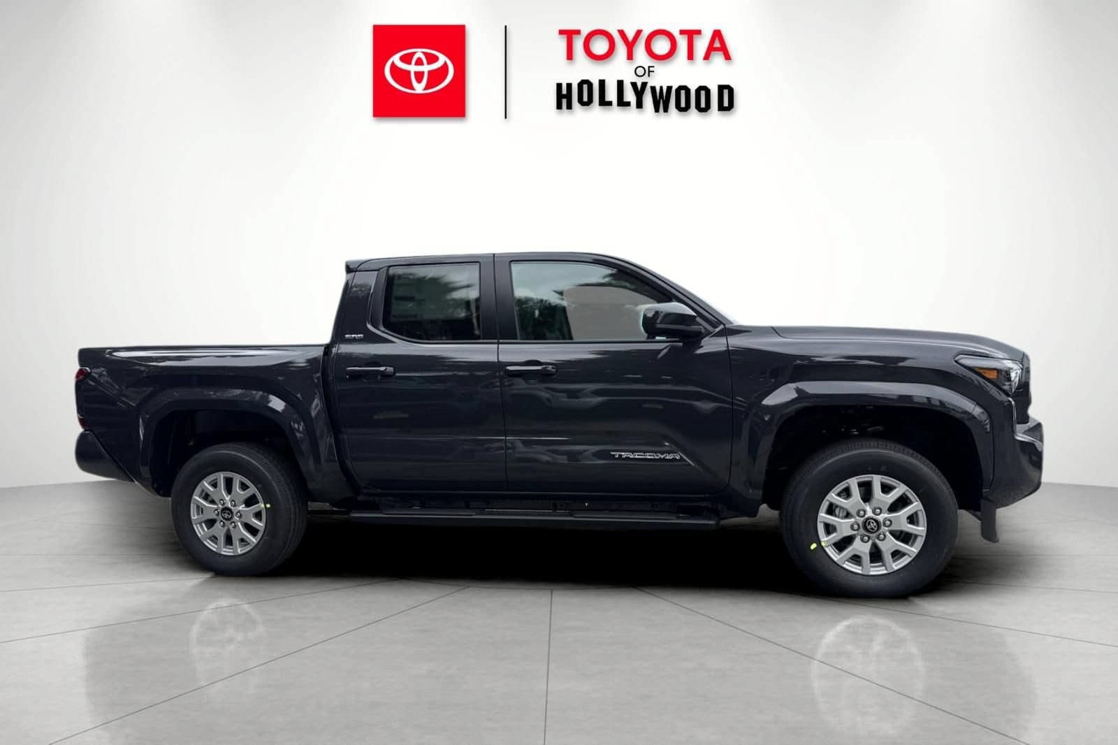 New 2026 Toyota Tacoma SR5 AWD/4WD image 3