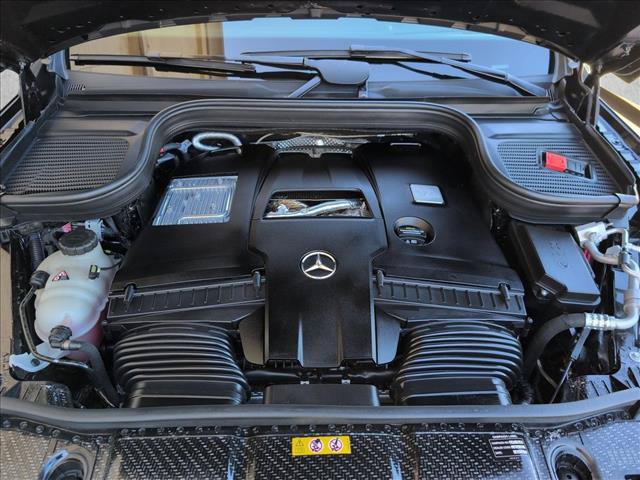 Used 2025 Mercedes-Benz GLS 580 4MATIC image 26