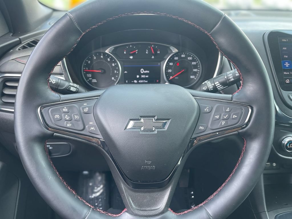 Used 2024 Chevrolet Equinox RS FWD image 18