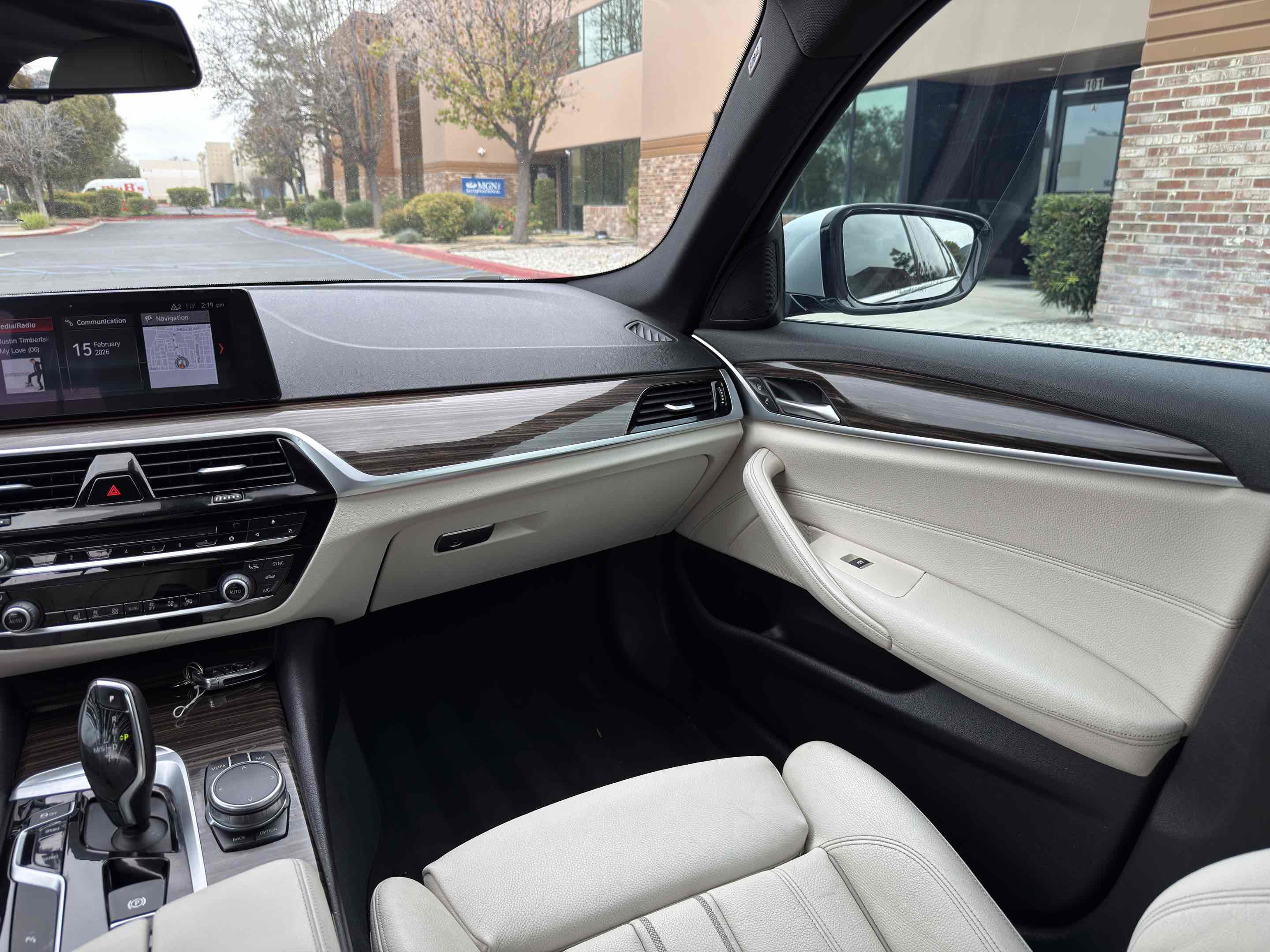 Used 2017 BMW 540i image 19