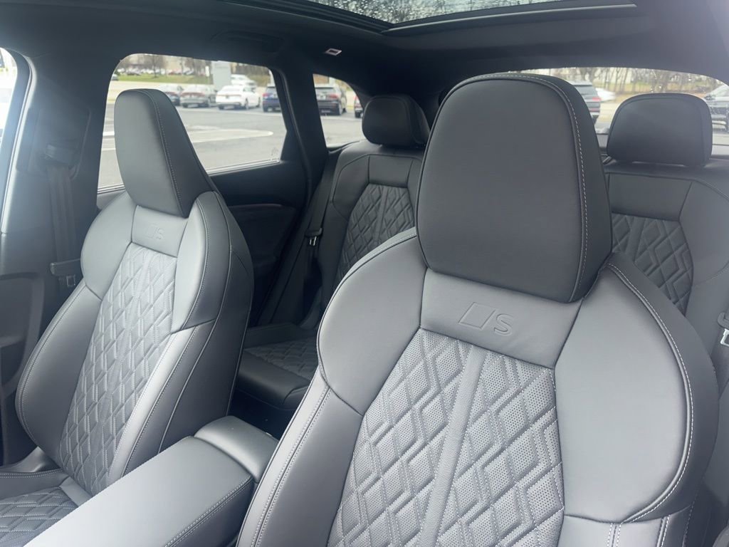 New 2026 Audi SQ5 Premium Plus image 26