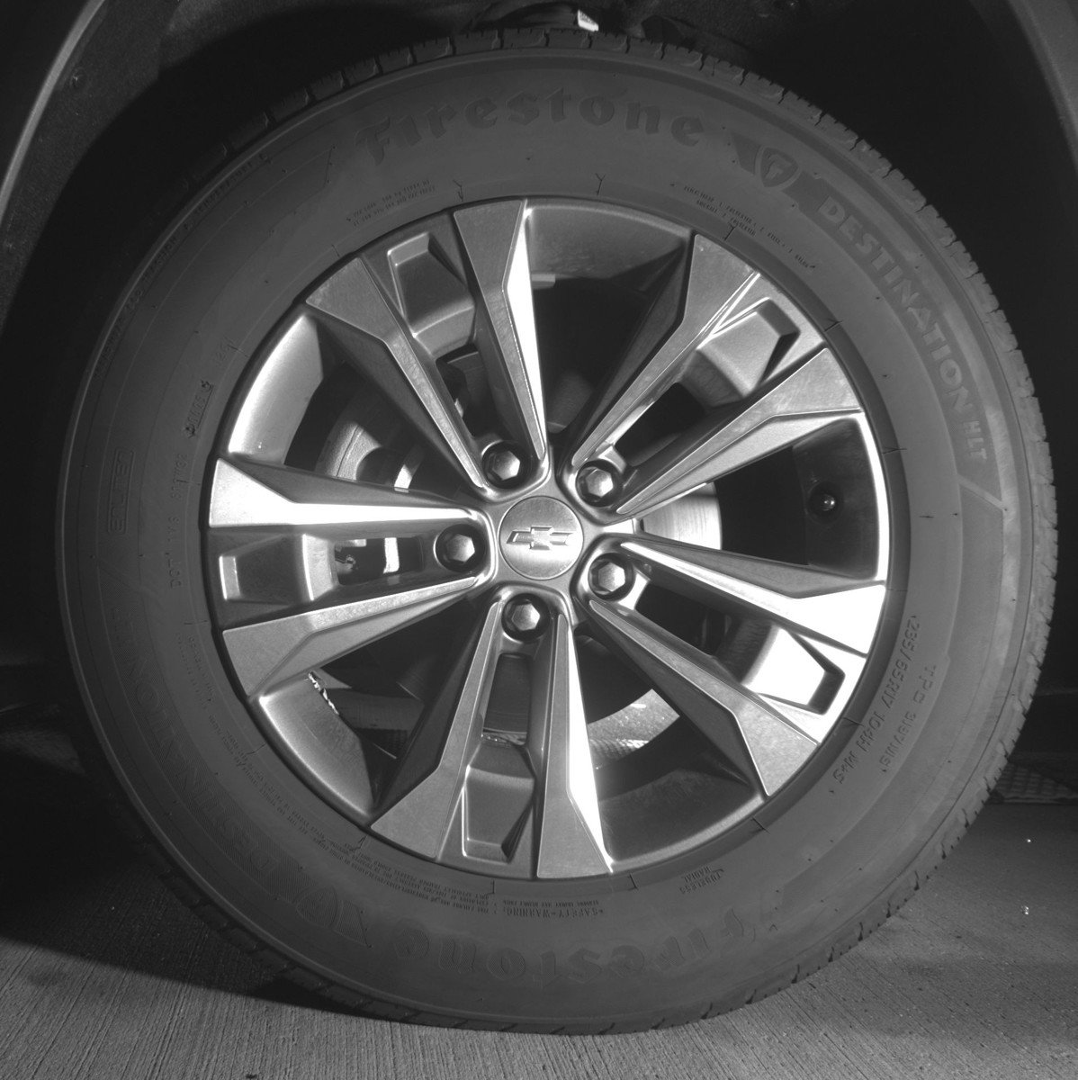 Used 2025 Chevrolet Equinox LT FWD image 12