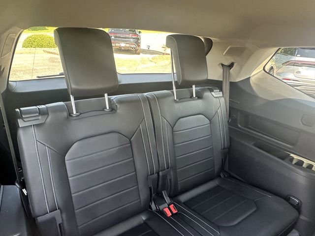 Used 2021 Volkswagen Atlas SEL Premium image 16