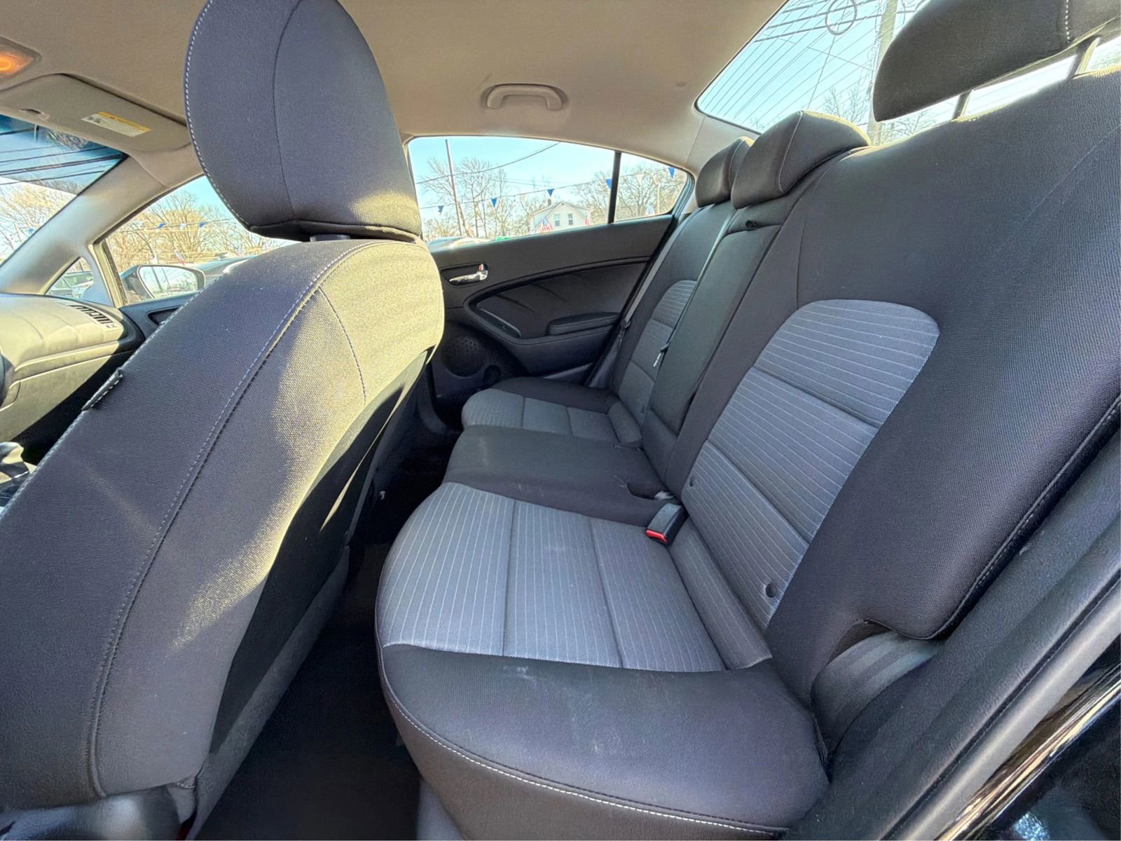 Used 2015 Kia Forte LX w/ Popular Package image 10