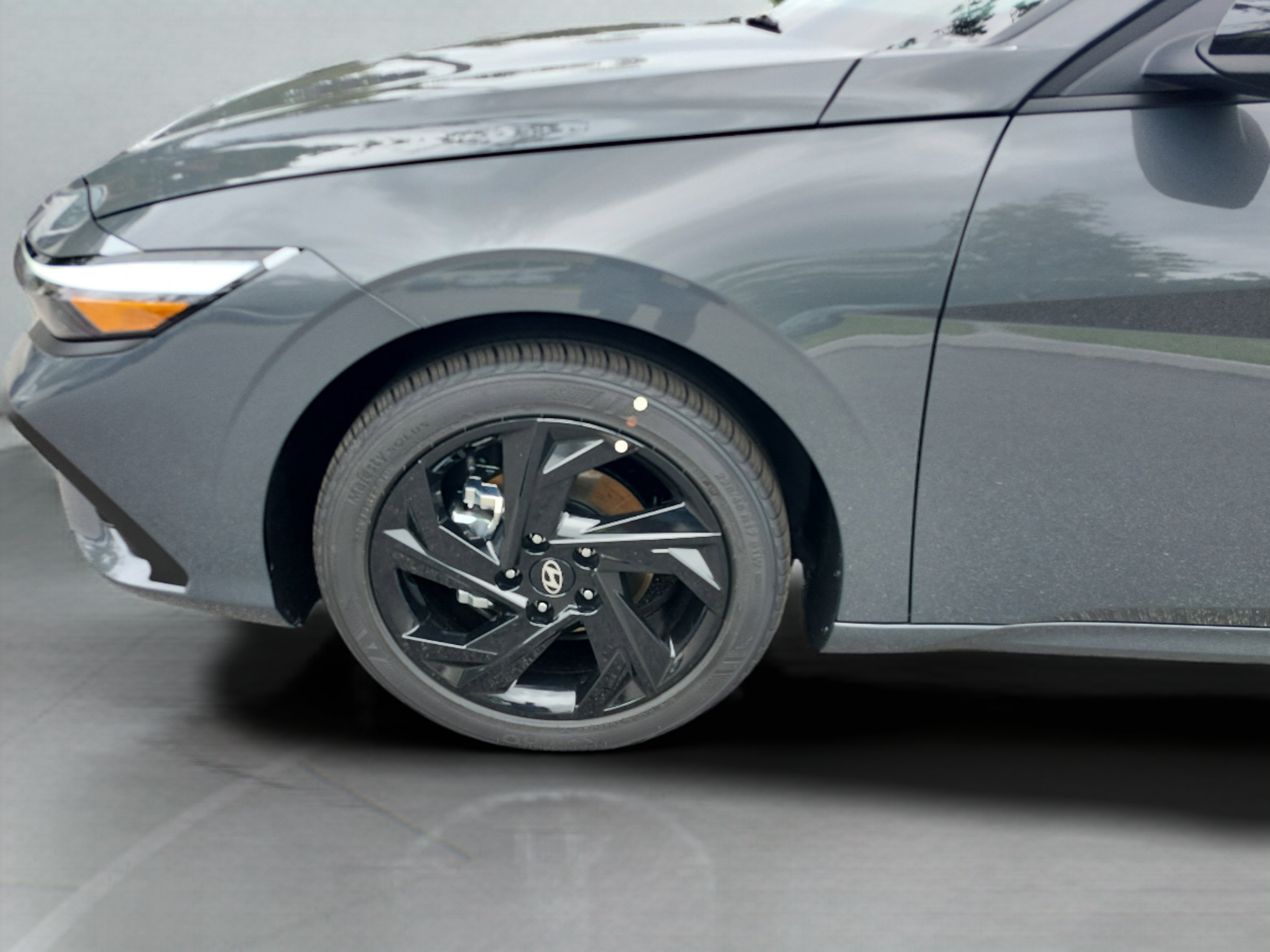 New 2026 Hyundai Elantra Sport FWD image 28