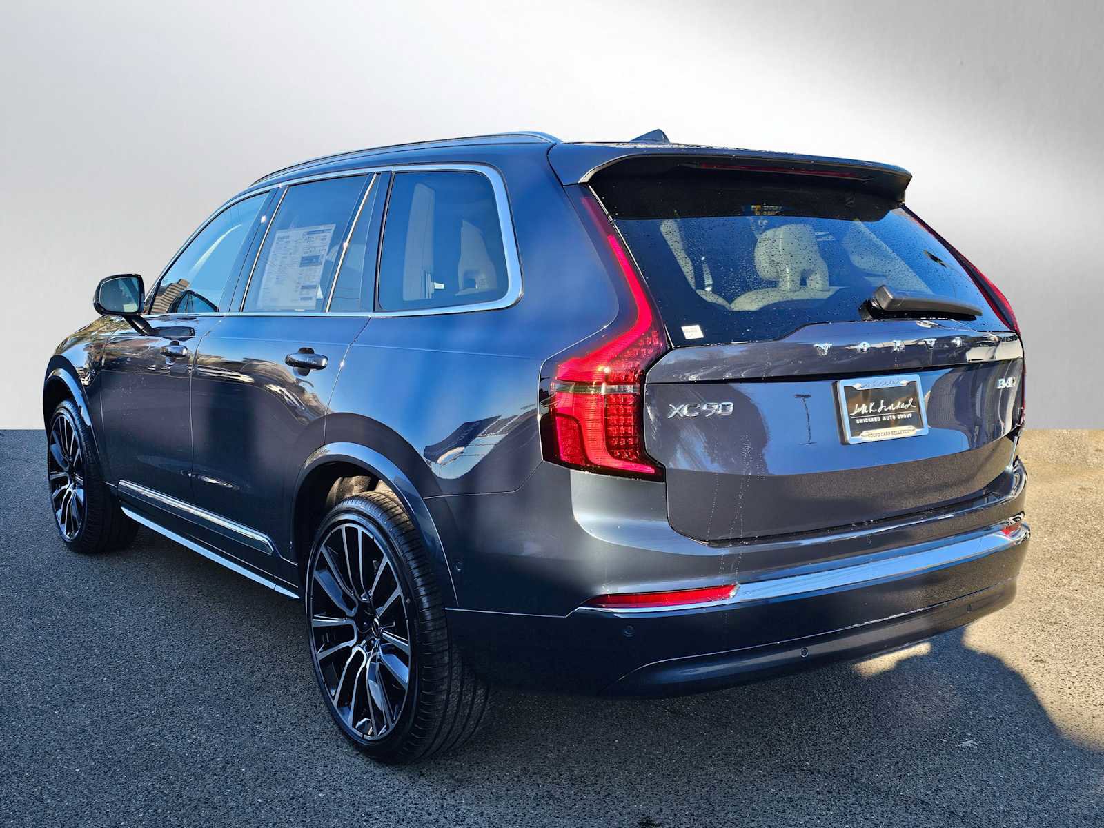 New 2025 Volvo XC90 B6 Ultra image 5