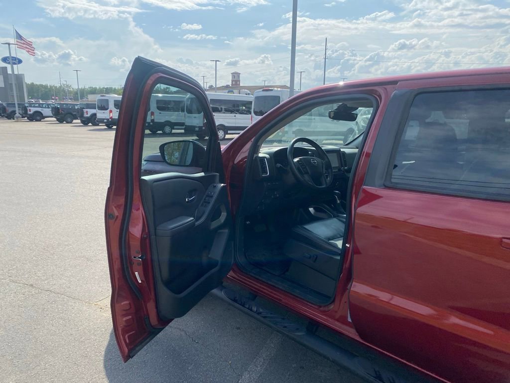 Used 2024 Nissan Frontier SL w/ Technology Package image 10