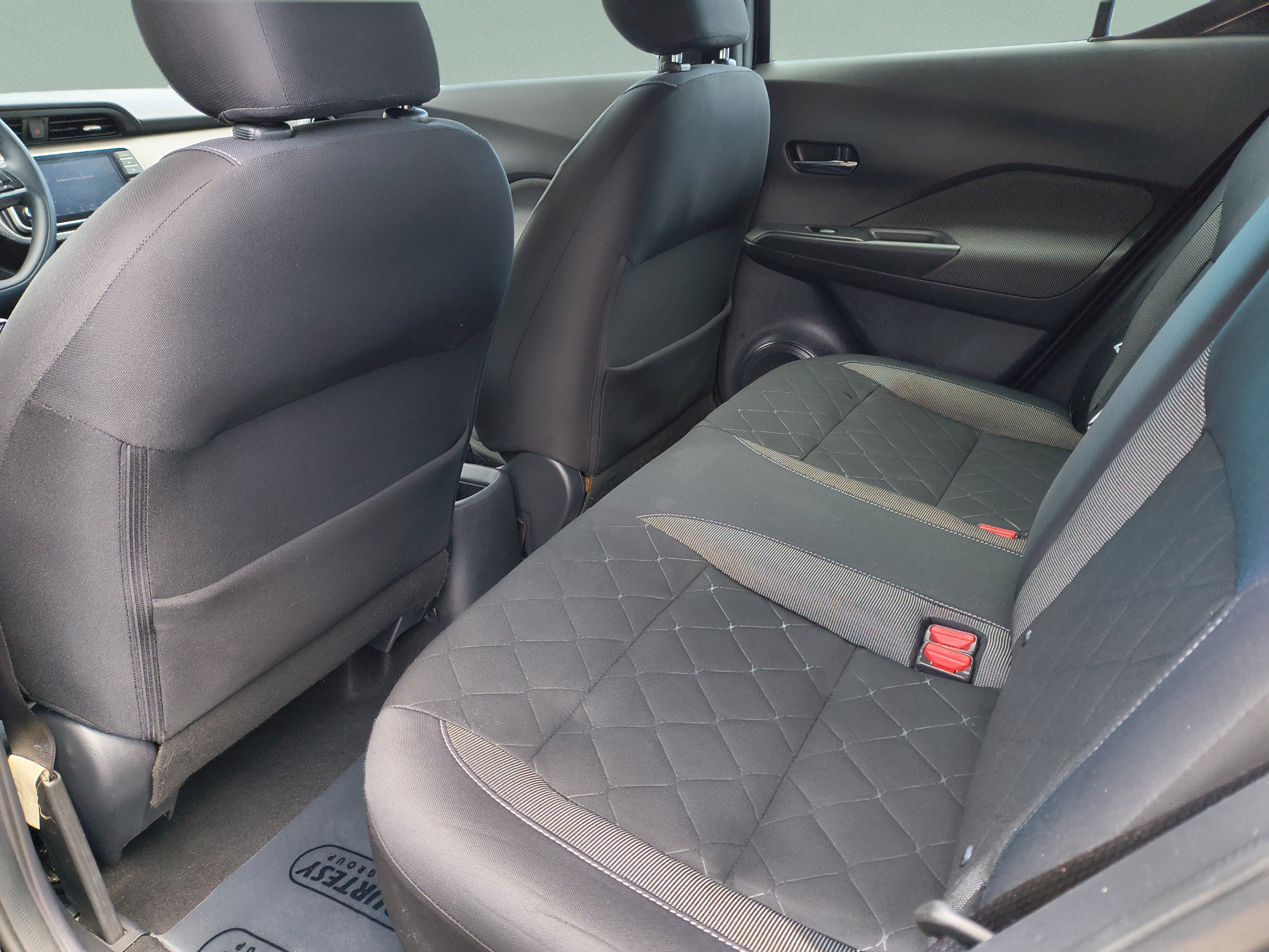 Used 2019 Nissan Kicks SV FWD image 16