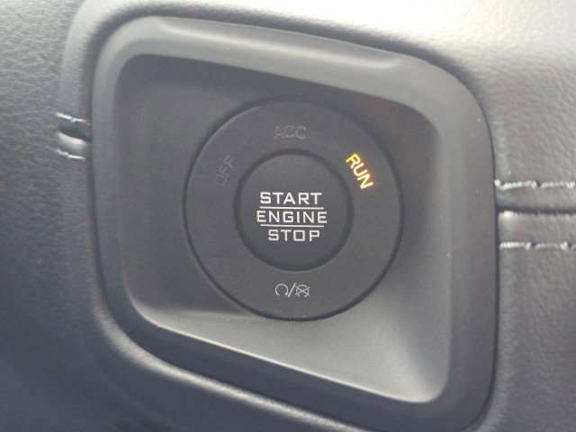 Certified 2025 Jeep Gladiator Rubicon w/ Convenience Group image 39