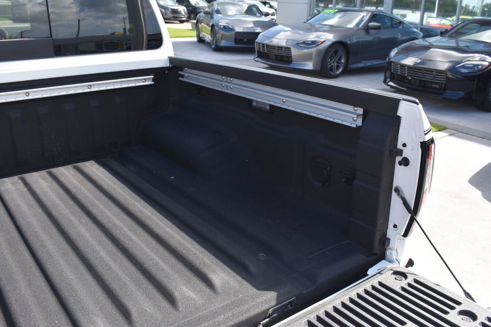 Certified 2025 Nissan Frontier SV w/ SV Convenience Package RWD image 13