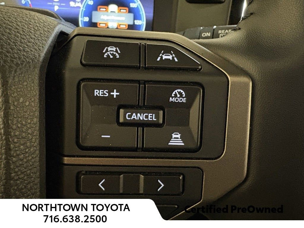 Used 2025 Toyota Land Cruiser w/ Premium Package image 20