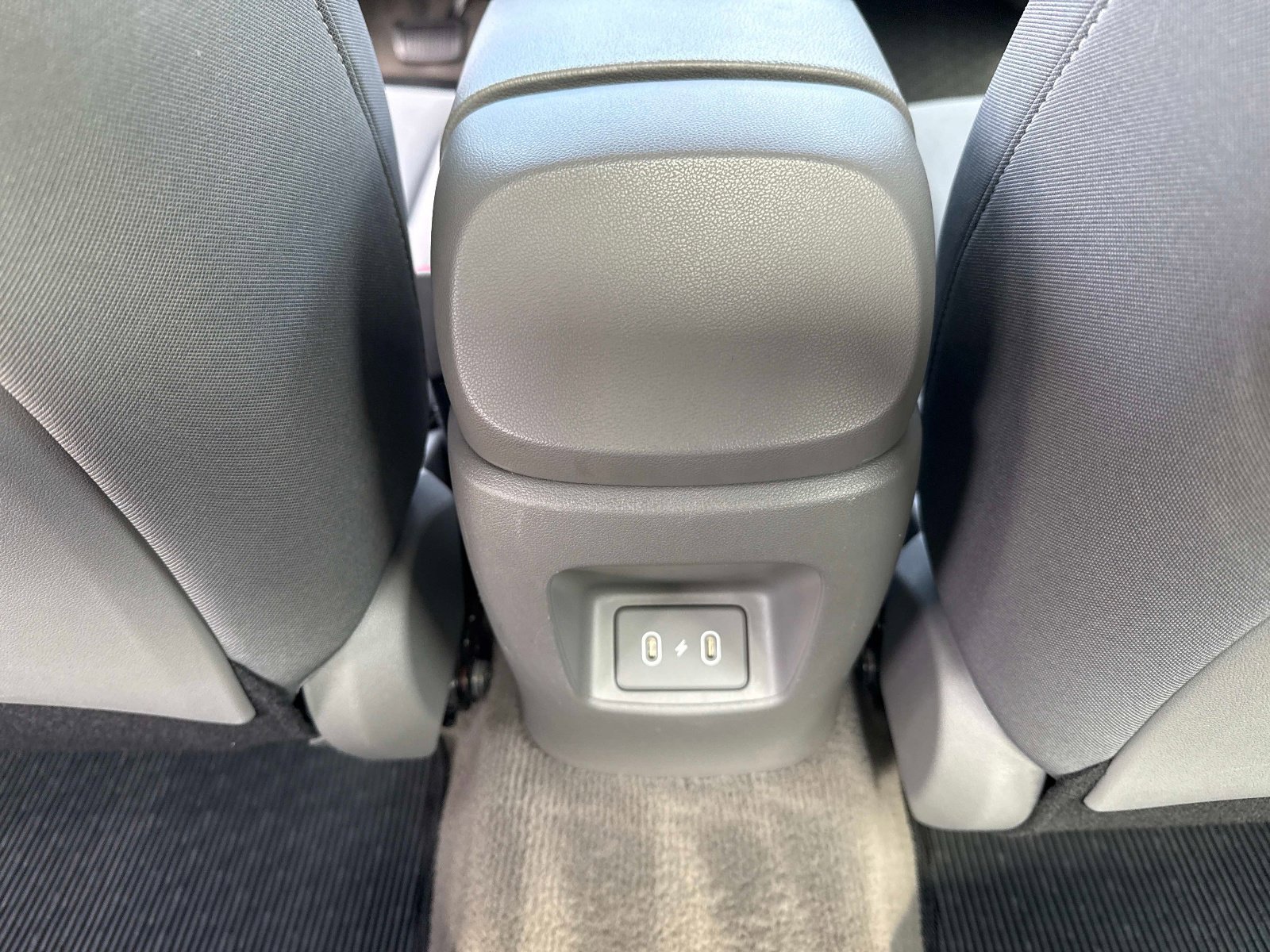 Used 2024 Hyundai Elantra SEL image 16