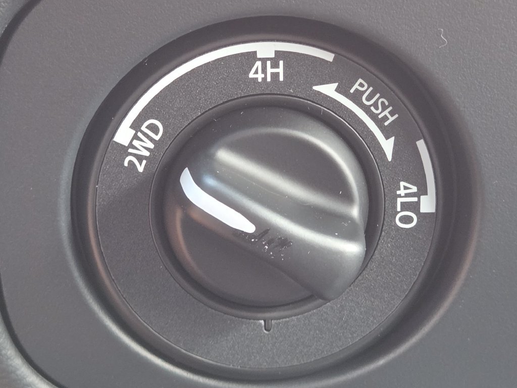 New 2026 Nissan Frontier SV w/ All-Weather Content Package AWD/4WD image 30