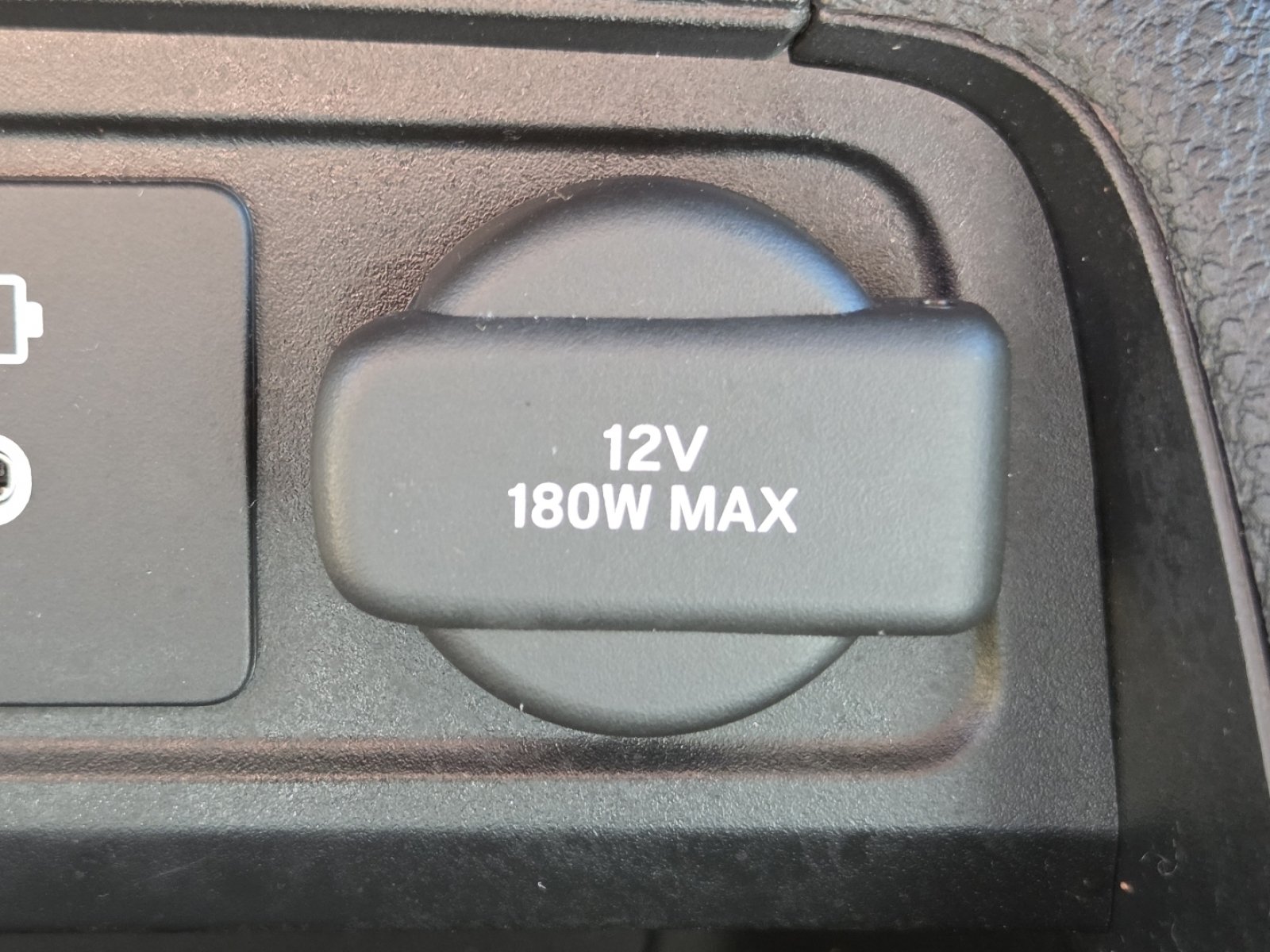 Certified 2023 Honda Pilot LX image 6
