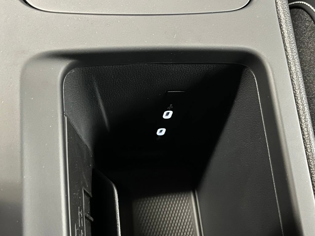 New 2026 Volkswagen Tiguan SE R-Line AWD/4WD image 15
