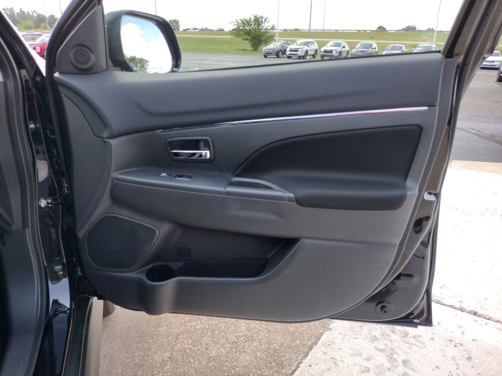 New 2025 Mitsubishi Outlander Sport LE image 28