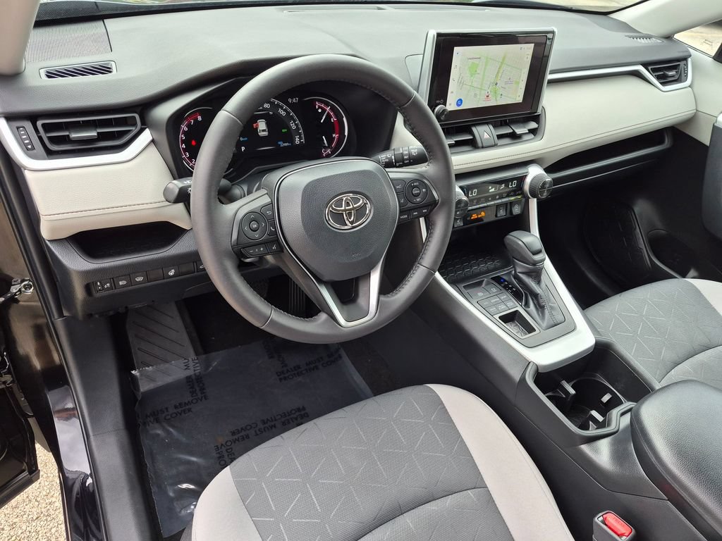 Used 2023 Toyota RAV4 XLE w/ Convenience Package AWD/4WD image 17