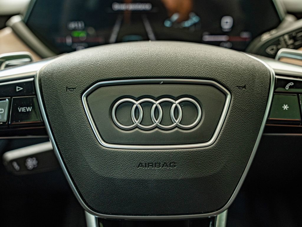 Used 2023 Audi e-tron GT Premium Plus AWD/4WD image 19