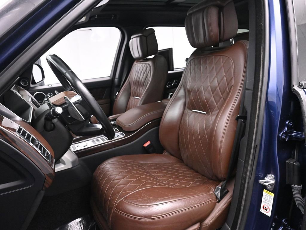 Used 2019 Land Rover Range Rover LWB SV Autobiography image 16