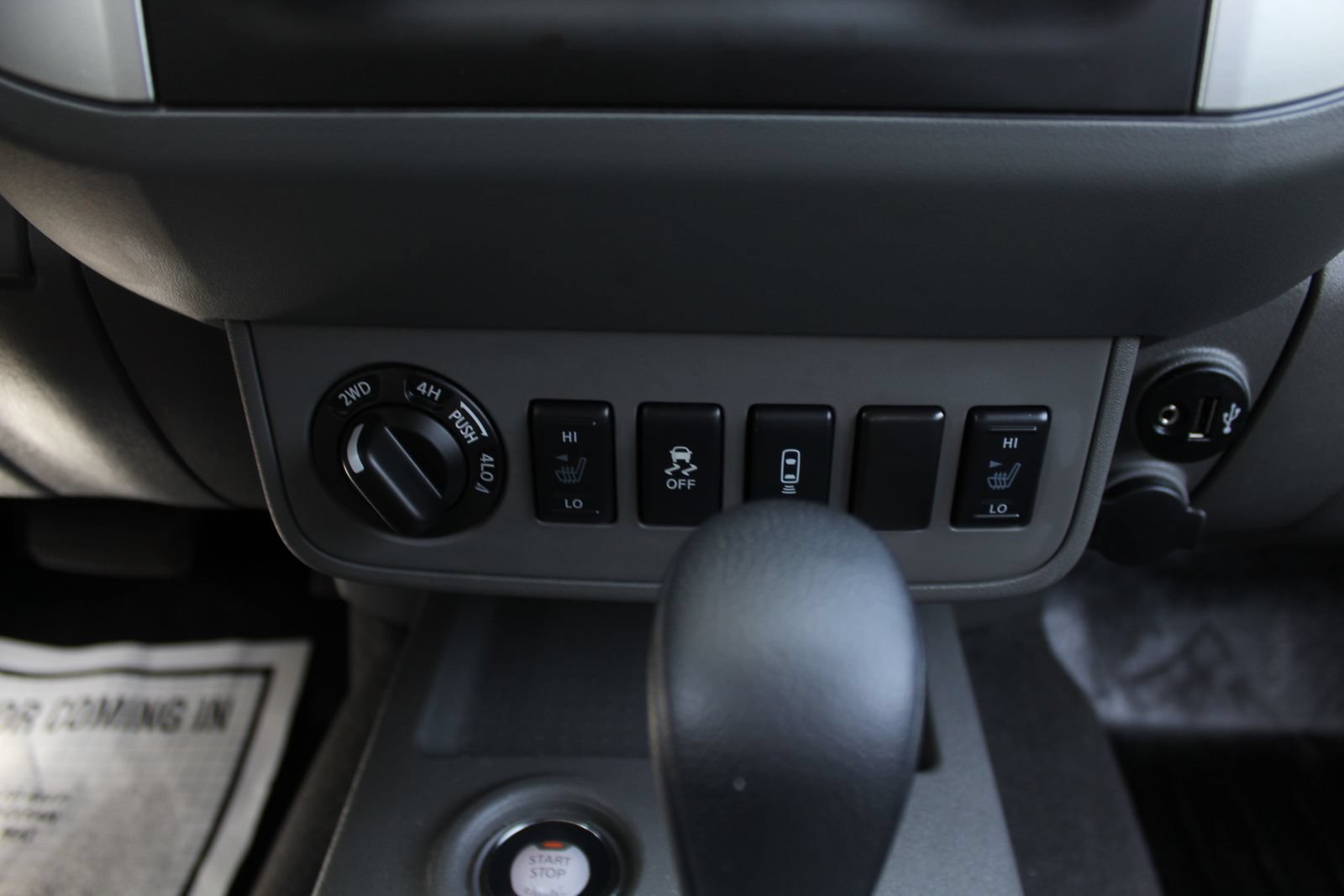 Used 2020 Nissan Frontier SV AWD/4WD image 18