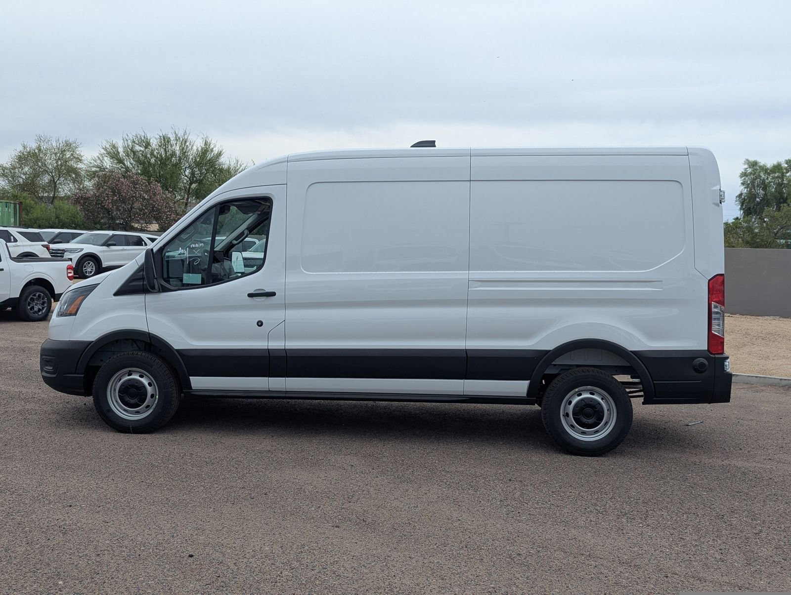 New 2026 Ford Transit 250 148 Medium Roof RWD image 30