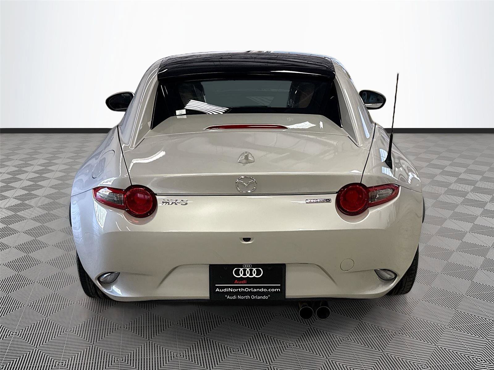 Used 2023 MAZDA MX-5 Miata Grand Touring w/ Weather Package image 6