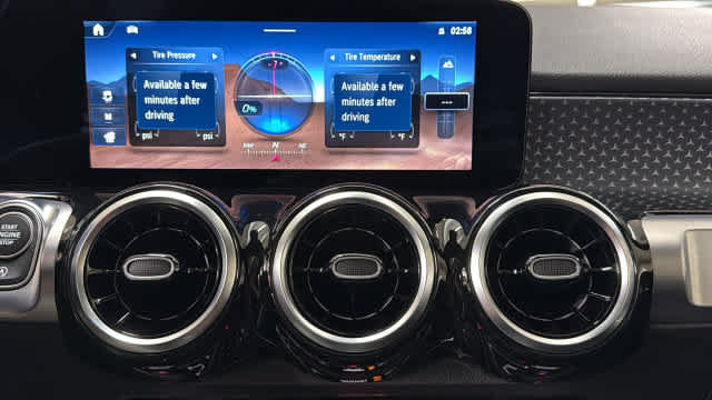 Certified 2026 Mercedes-Benz GLB 250 4MATIC image 21