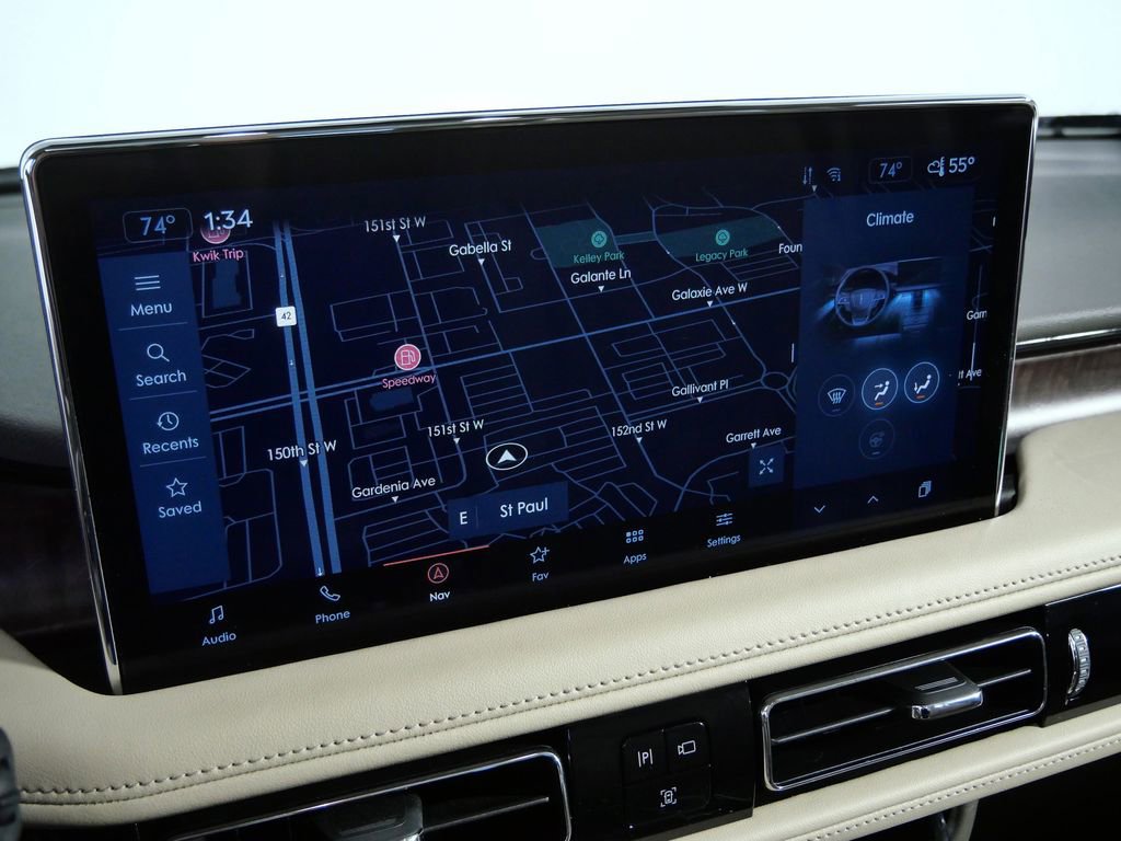 Certified 2022 Lincoln Nautilus Reserve w/ Equipment Group 202A image 29