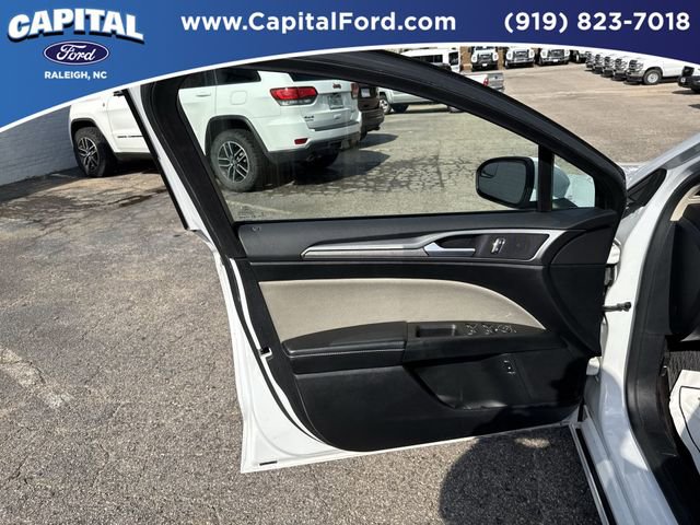 Used 2018 Ford Fusion S image 19