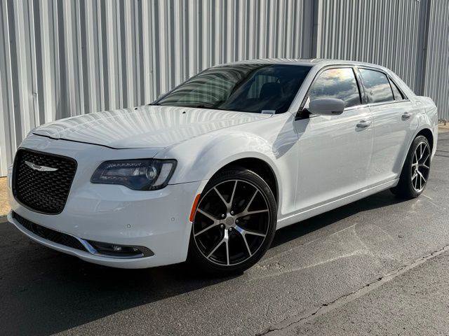 Used 2022 Chrysler 300 S w/ Comfort Group image 1